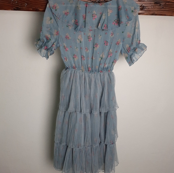 SHE SU STUDIO Tulle Pleated Floral Dress - Picture 8 of 8